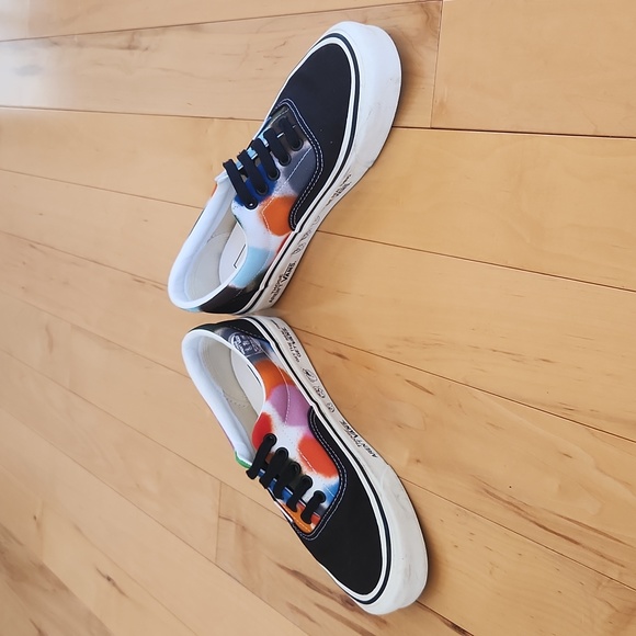 Vans Sneakers - Picture 2 of 7
